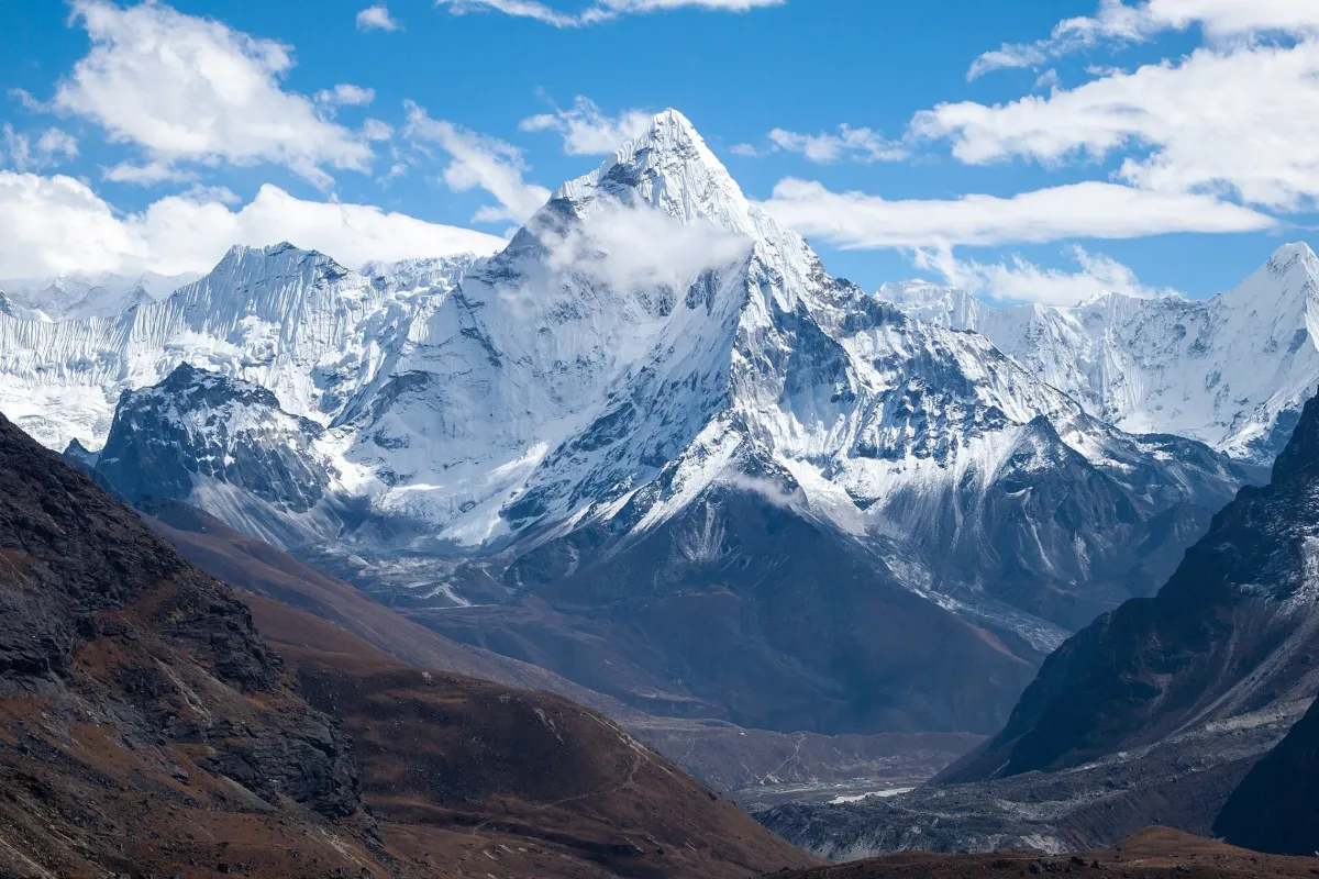 World’s Greatest Mountains Bracket – Pick Your Favorite Moun